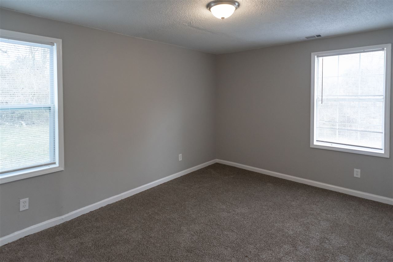 972 Lydgate Road Memphis, TN 38116 - Photo 11 of 15