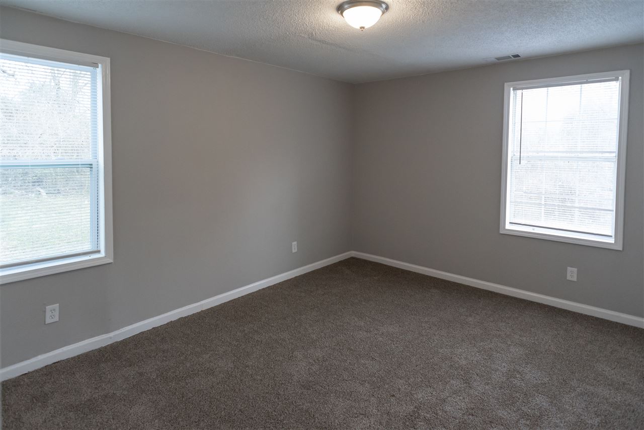 972 Lydgate Road Memphis, TN 38116 - Photo 12 of 15