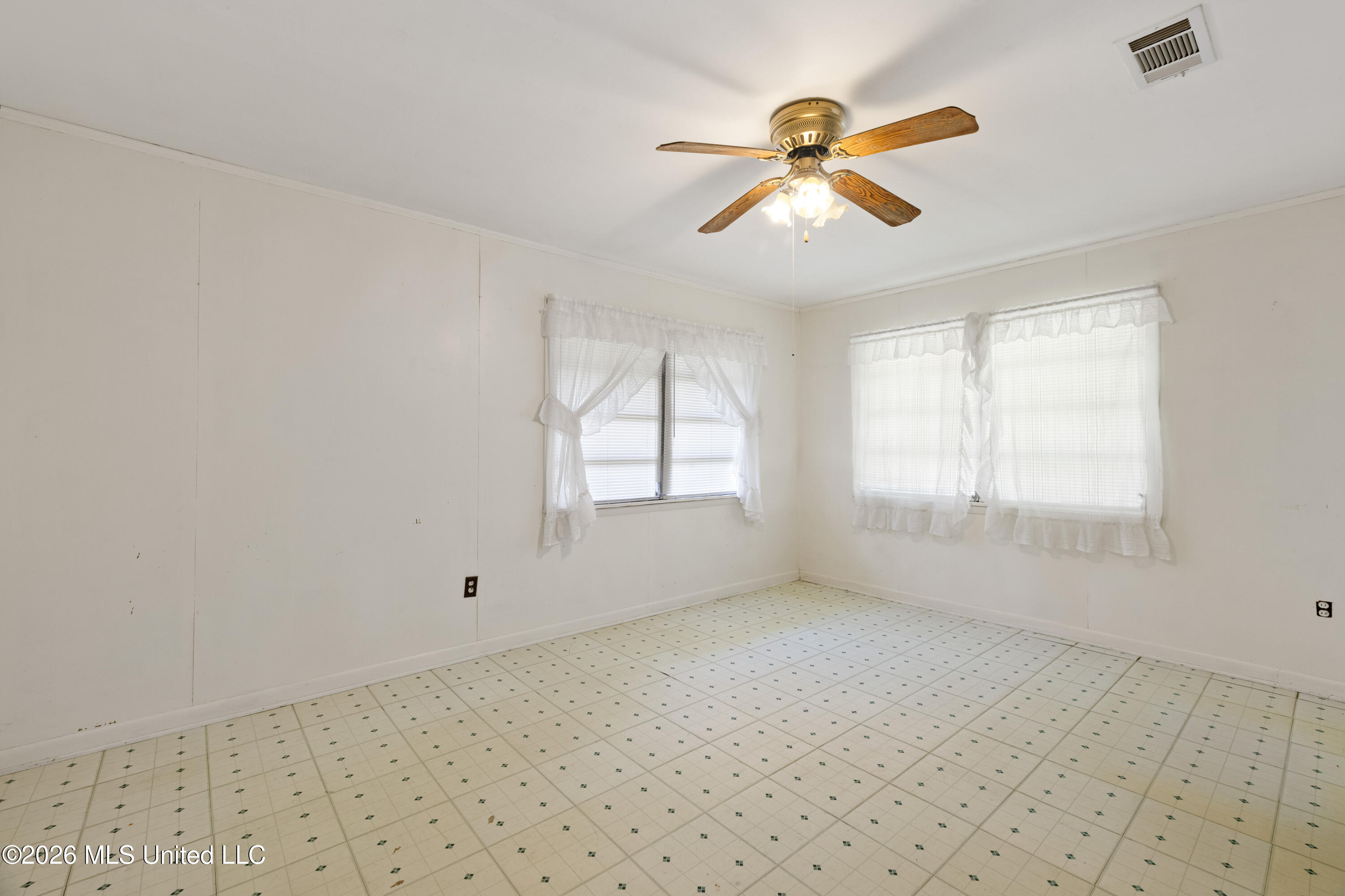 324 Peps Point Road Hattiesburg, MS 39401 - Photo 24 of 38 324_Peps_Point_Rd-24