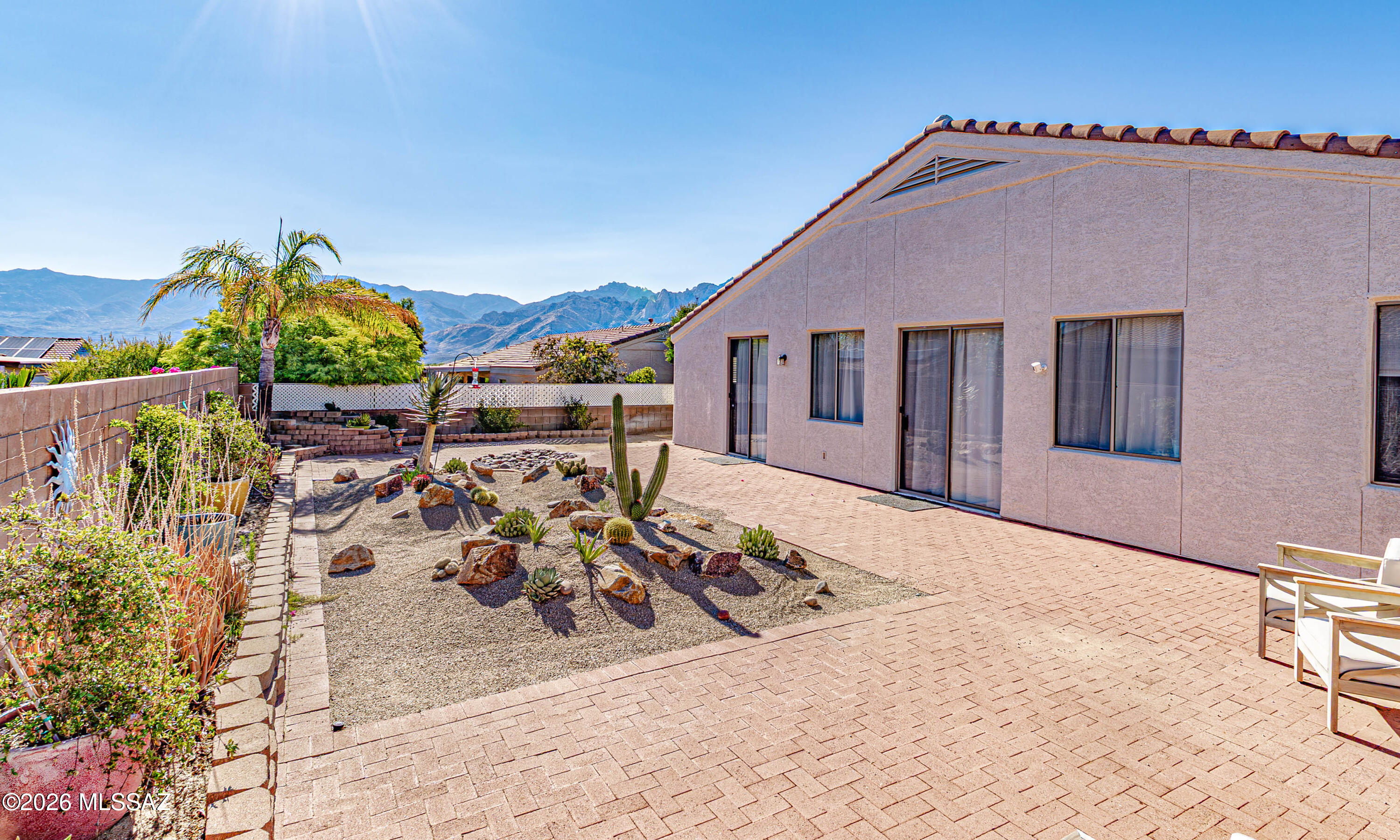 446 West Silvertip Road Tucson, AZ 85737 - Photo 5 of 51 Lovely Mountain Views