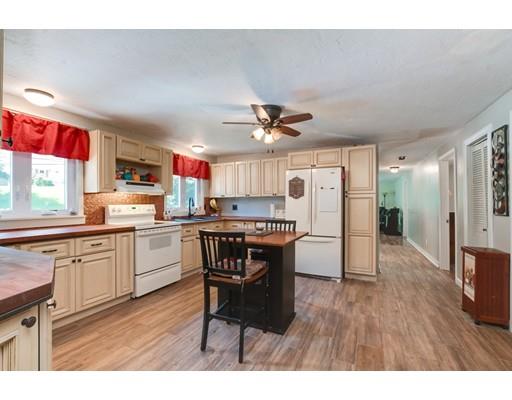 4 East Brookfield Road North Brookfield, MA 01535 - Photo 3 of 26 Gallery Image 3