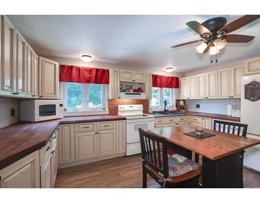 4 East Brookfield Road North Brookfield, MA 01535 - Photo 4 of 26 Gallery Image 4
