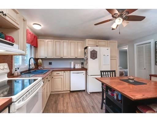 4 East Brookfield Road North Brookfield, MA 01535 - Photo 5 of 26 Gallery Image 5