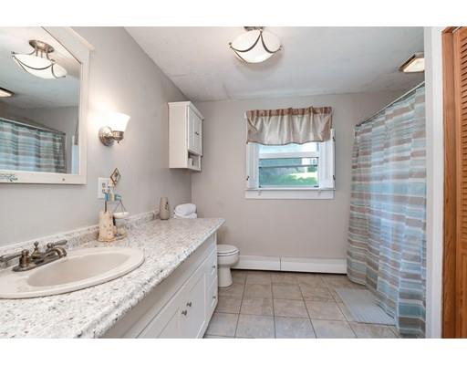 4 East Brookfield Road North Brookfield, MA 01535 - Photo 8 of 26 Gallery Image 8