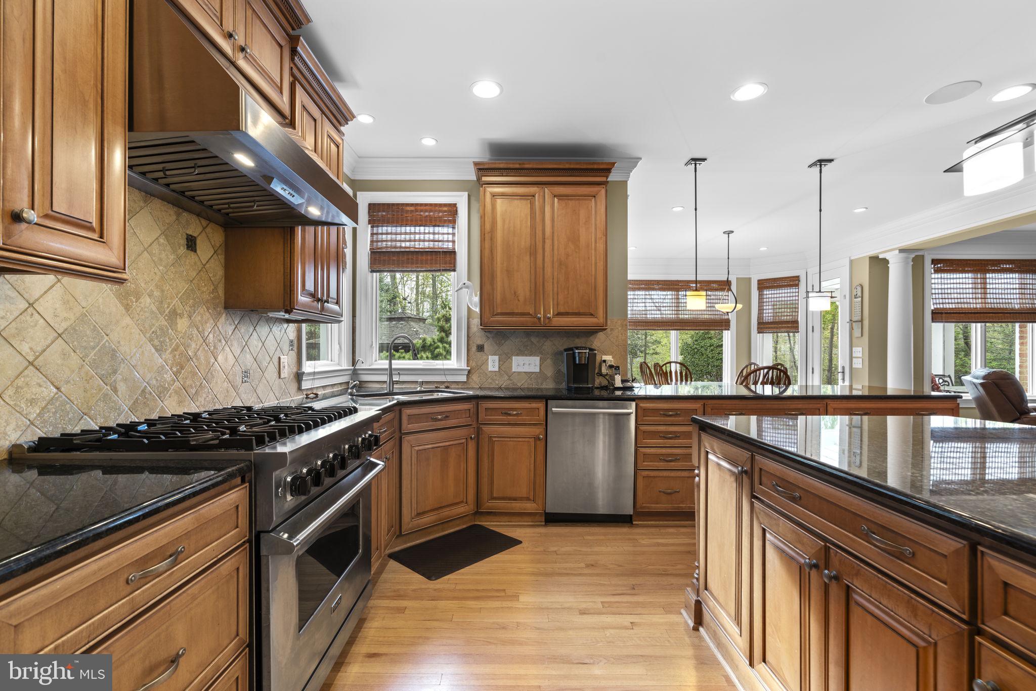 370 Eagle Hill Road Pasadena, MD 21122 - Photo 15 of 118 Kithcen