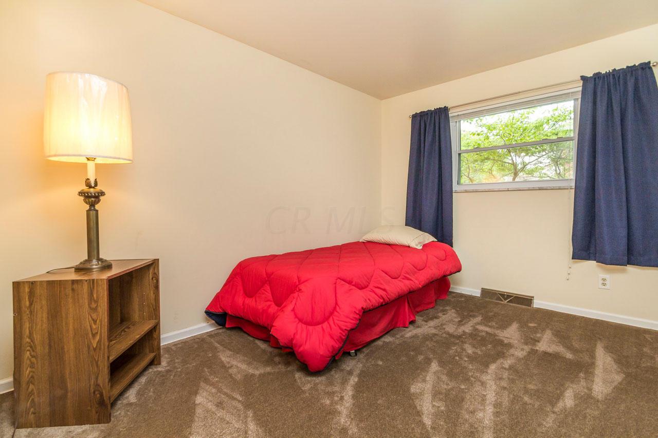 880 Greenridge Road Columbus, OH 43235 - Photo 20 of 34 Gallery Image 20
