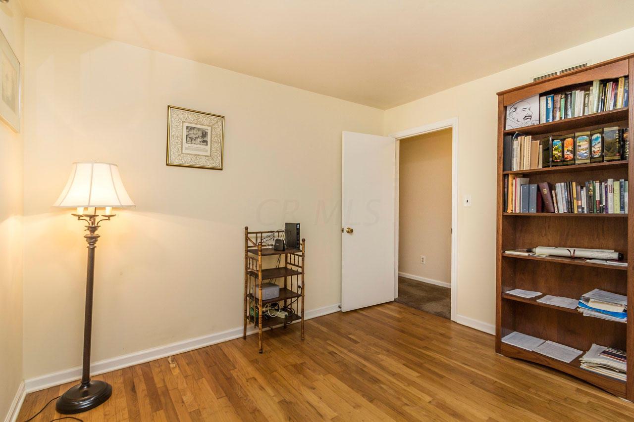 880 Greenridge Road Columbus, OH 43235 - Photo 23 of 34 Gallery Image 23