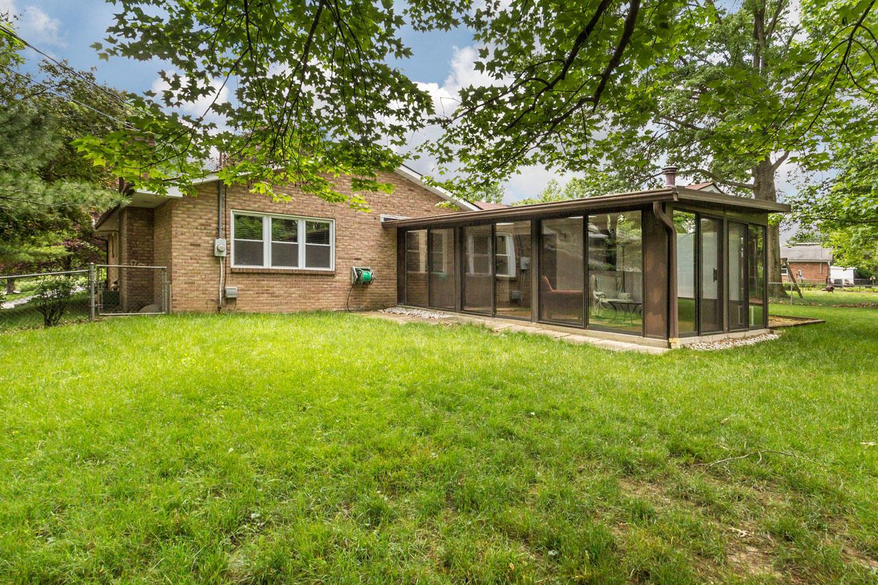 880 Greenridge Road Columbus, OH 43235 - Photo 29 of 34 Gallery Image 29