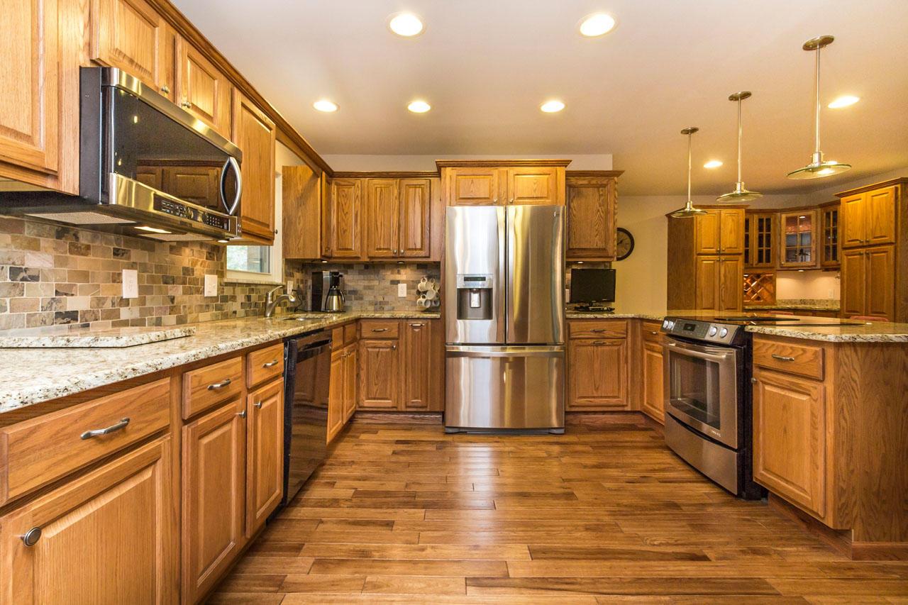 880 Greenridge Road Columbus, OH 43235 - Photo 3 of 34 Gallery Image 3