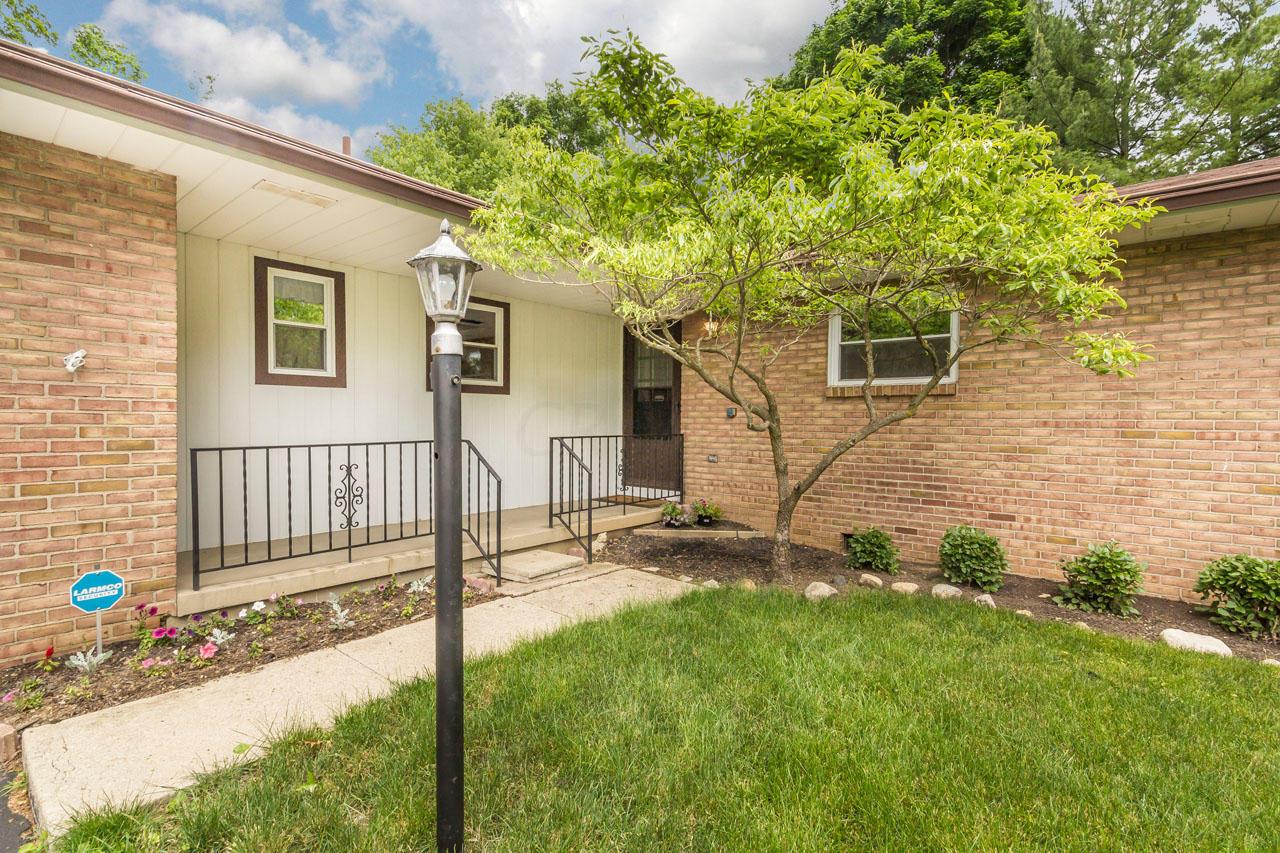 880 Greenridge Road Columbus, OH 43235 - Photo 33 of 34 Gallery Image 33