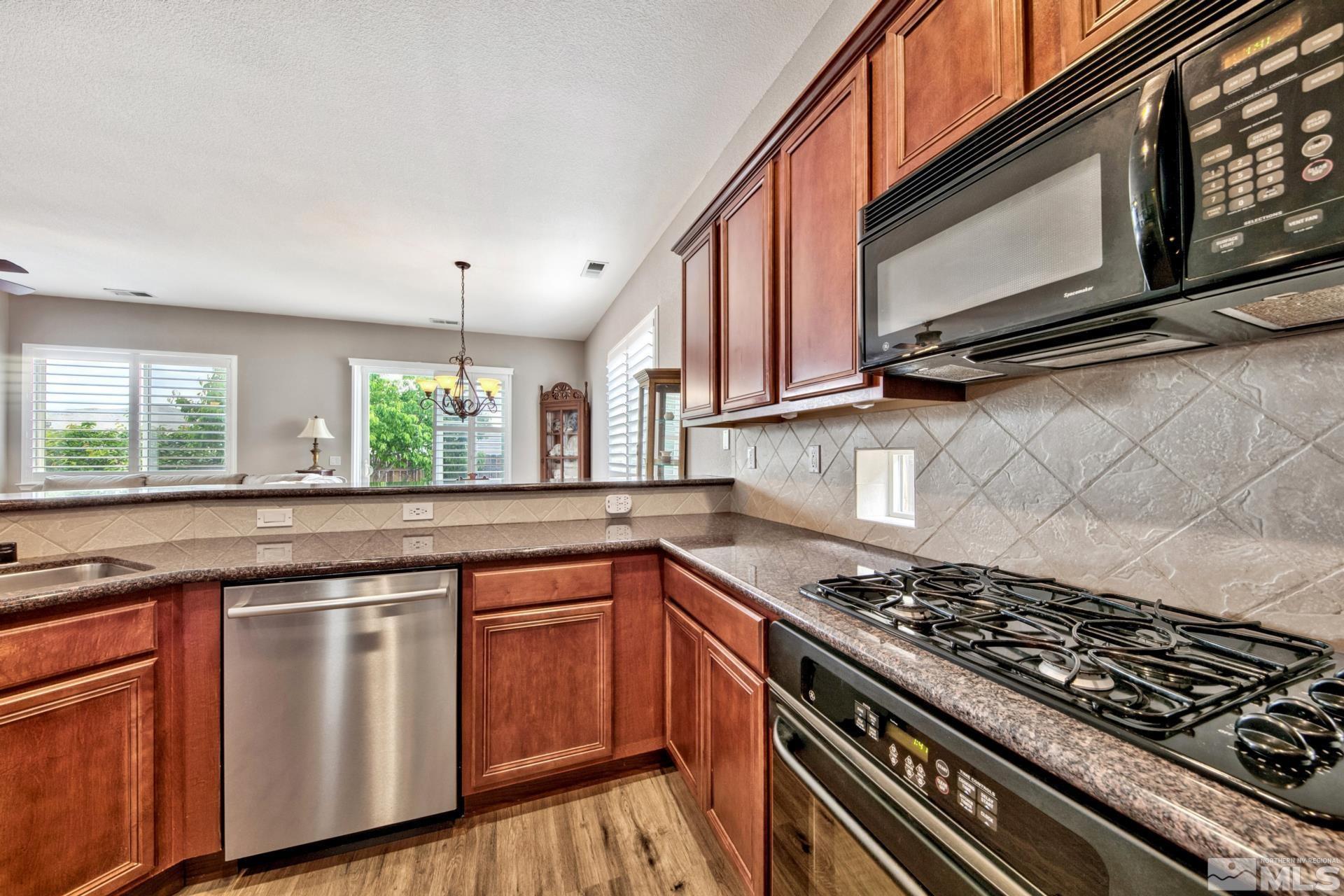 1081 Tee Drive Minden, NV 89423 - Photo 4 of 25 Photo 4