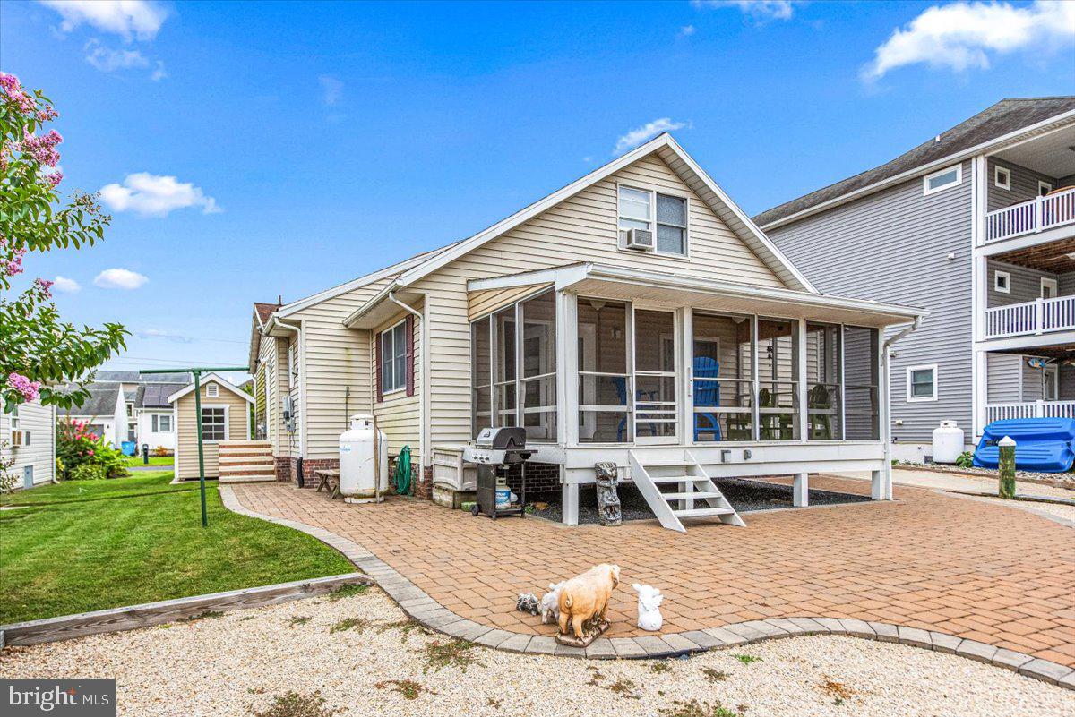 10511 Exeter Road Ocean City, MD 21842 - Photo 3 of 52 Gallery Image 3
