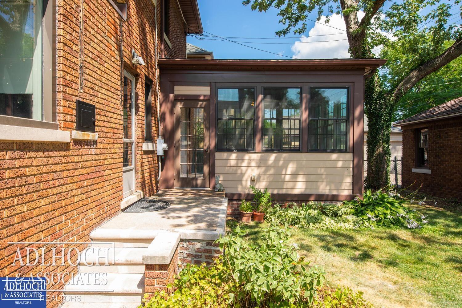 1230 Bishop Road Grosse Pointe, MI 48230 - Photo 26 of 30 50083826-26.JPG