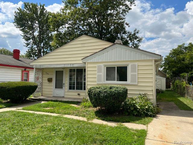 985 Kettering Avenue Pontiac, MI 48340 - Photo 2 of 5