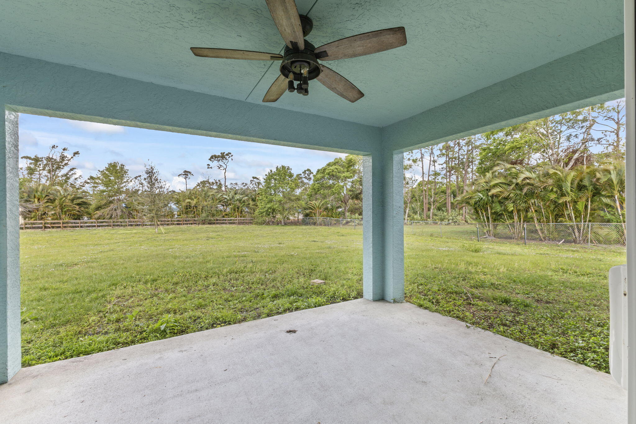 8682 Lonesome Pine Trail Fort Pierce, FL 34945 - Photo 24 of 24 large-0195245f-4d47-7099-862d-0c4e3f0a78