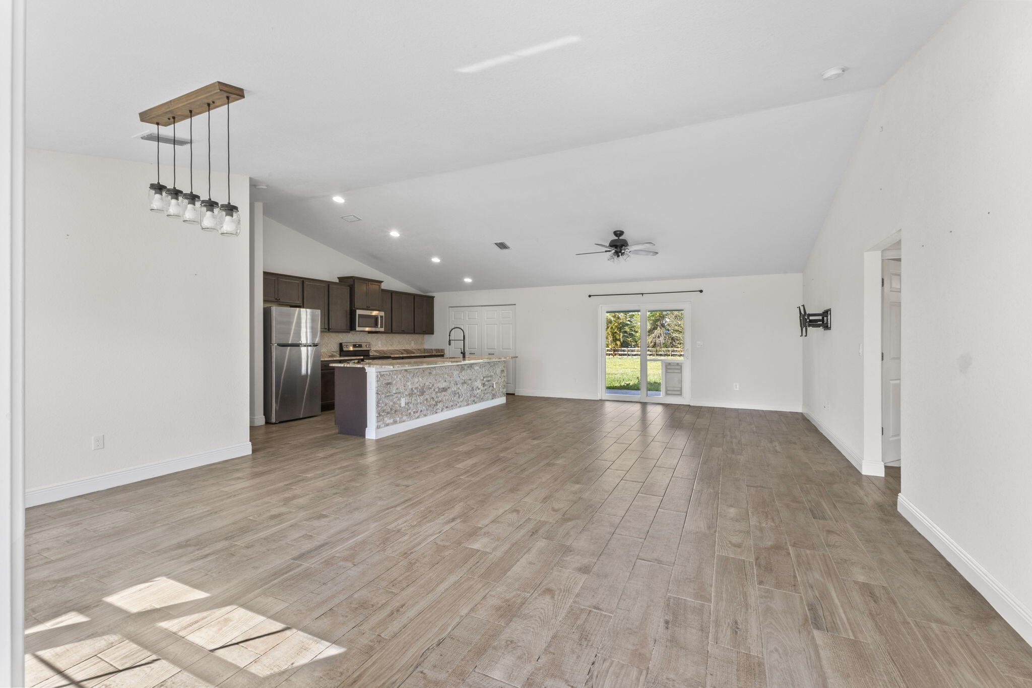 8682 Lonesome Pine Trail Fort Pierce, FL 34945 - Photo 6 of 24 large-0195245f-4996-7398-9ffe-bb6bb6680b