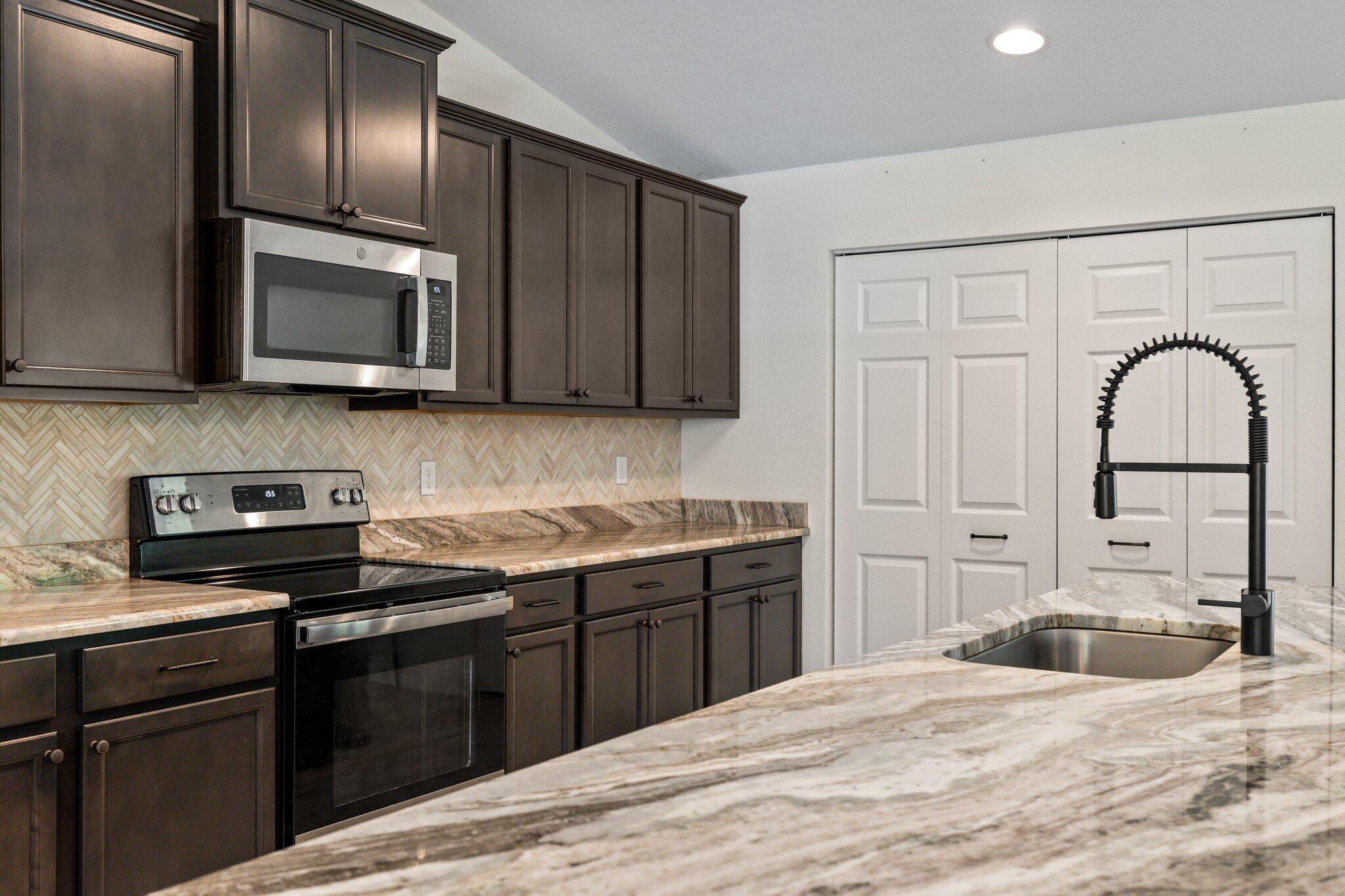 8682 Lonesome Pine Trail Fort Pierce, FL 34945 - Photo 9 of 24 large-01910885-ba5c-7250-8ccd-1eac118be1