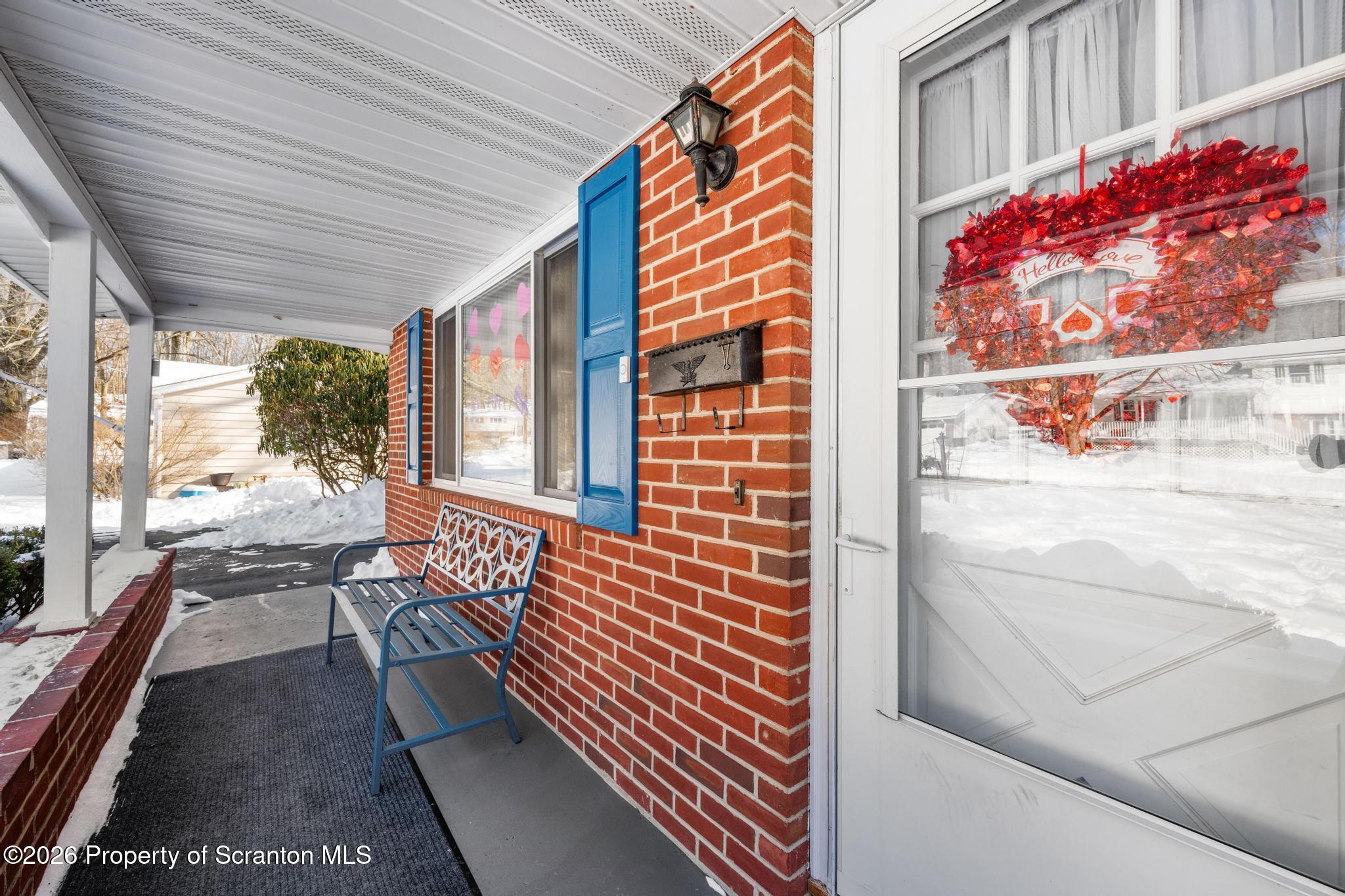 607 Meadow Lane Clarks Summit, PA 18411 - Photo 3 of 51 DSC_8308