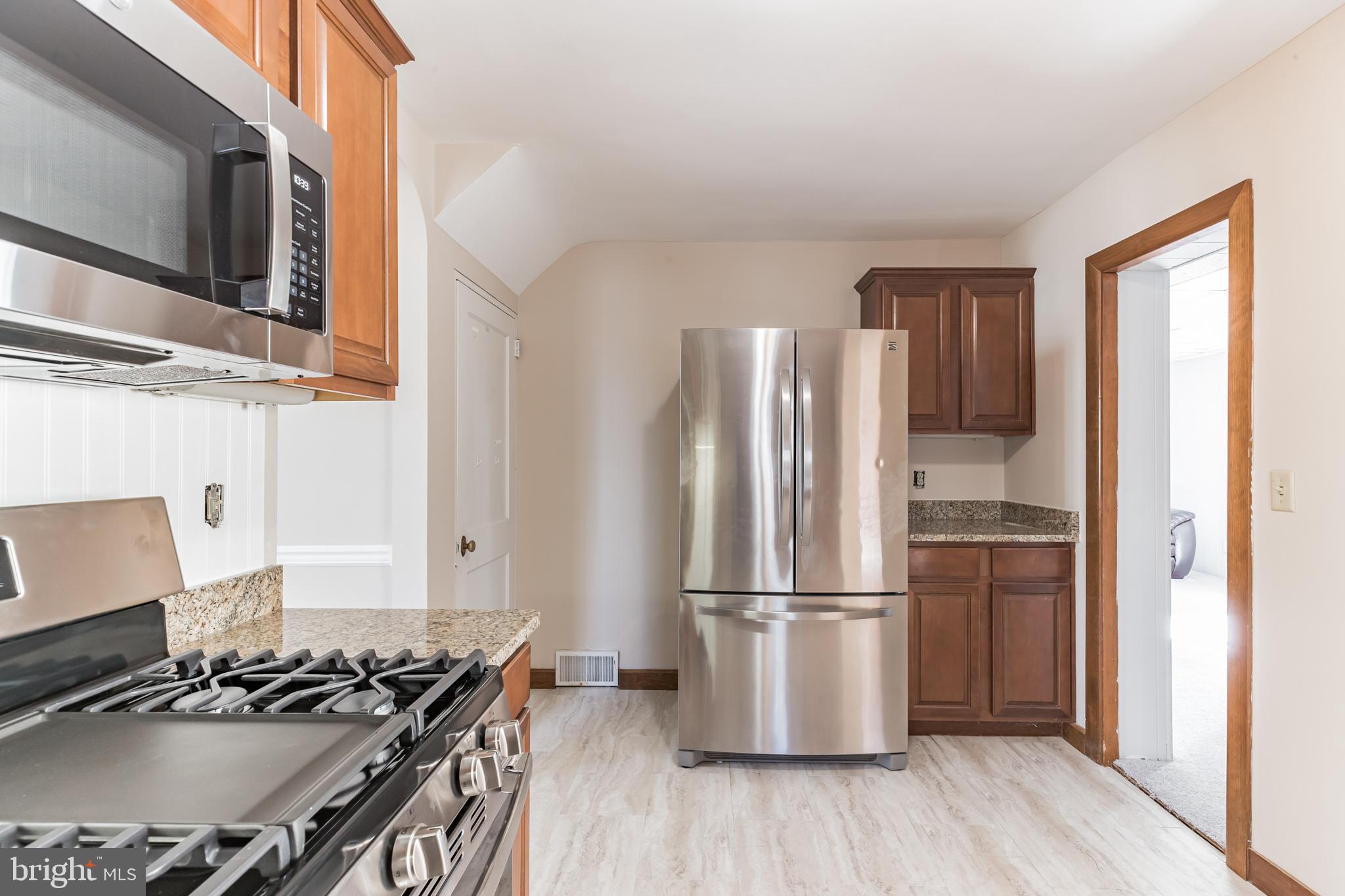 415 Media Line Road Broomall, PA 19008 - Photo 14 of 44
