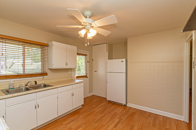 121 South Maxon Lane Streamwood, IL 60107 - Photo 6 of 23
