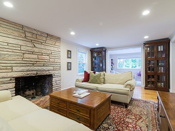 3 Goodnough Road Brookline, MA 02467 - Photo 4 of 17