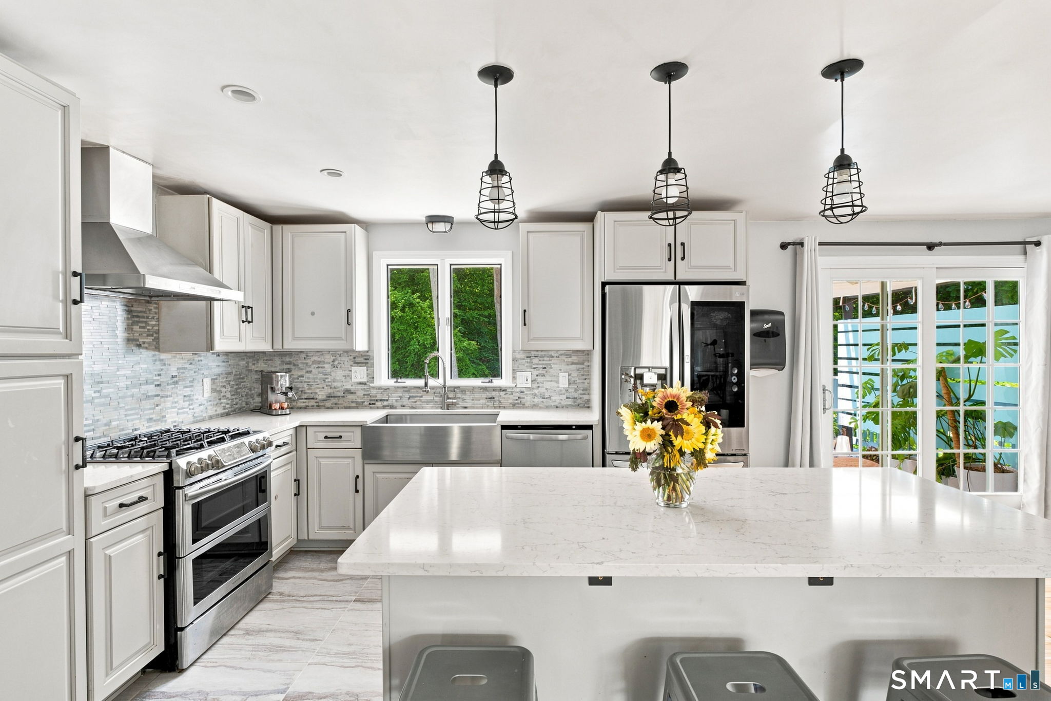 257 Goff Road Wethersfield, CT 06109 - Photo 12 of 39 Gallery Image 12