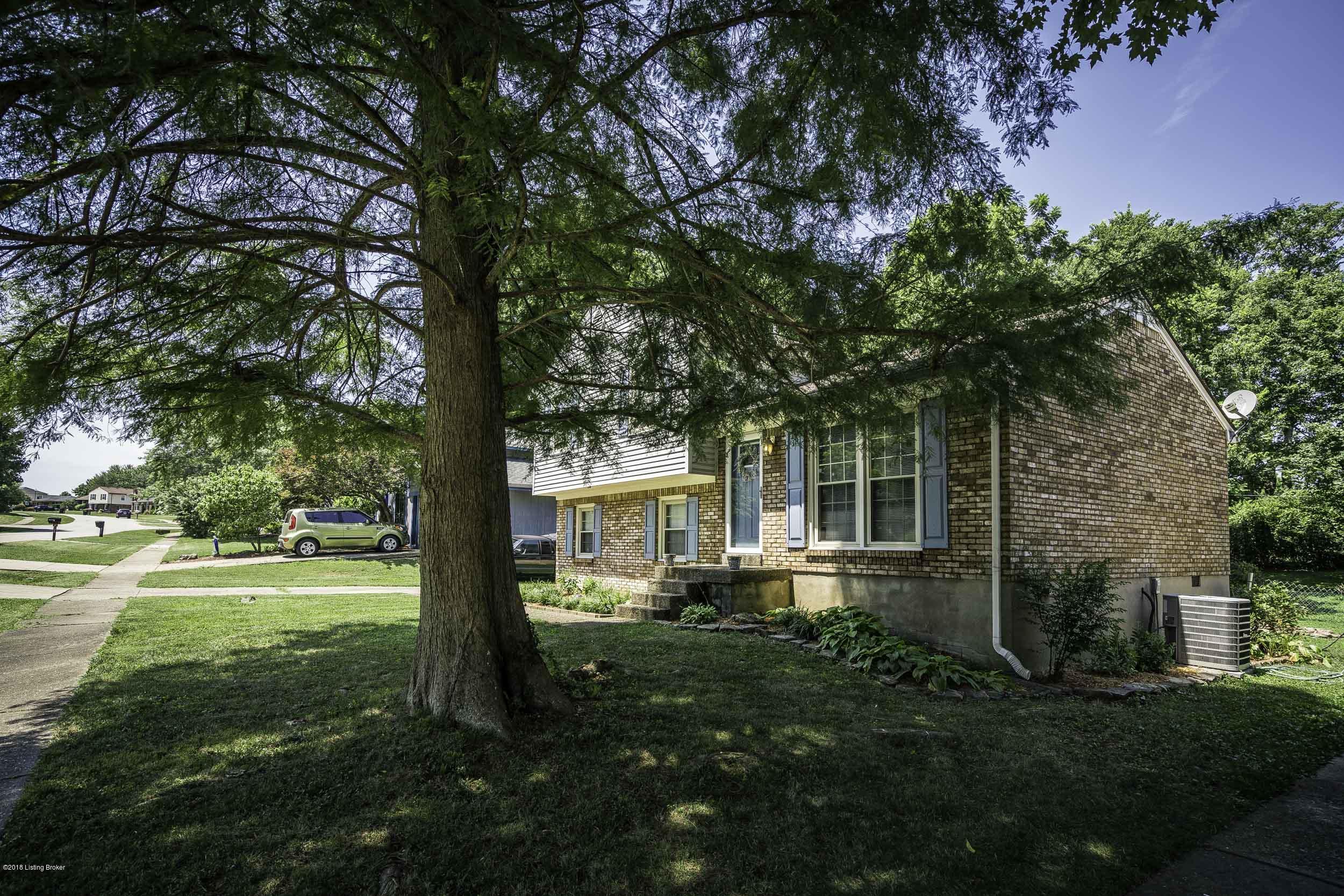8132 Rochelle Road Louisville, KY 40228 - Photo 38 of 38 8132 Rochelle Rd-03