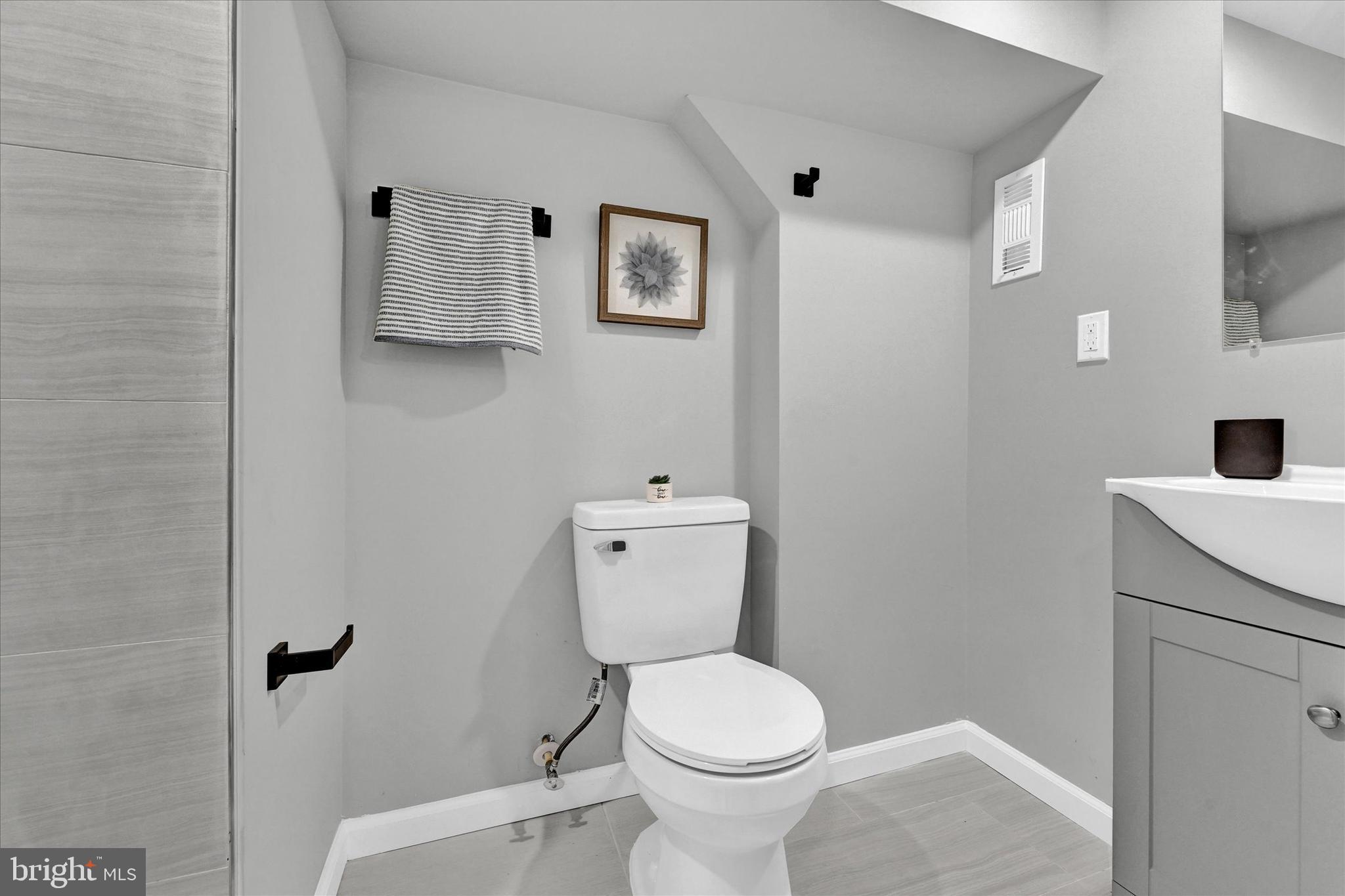 5487 Bucknell Road Baltimore, MD 21206 - Photo 33 of 37 Gallery Image 33
