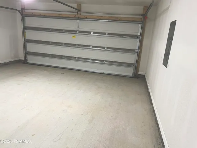 $2,000 | 108 Abbeywood Court, Youngsville, LA 70592