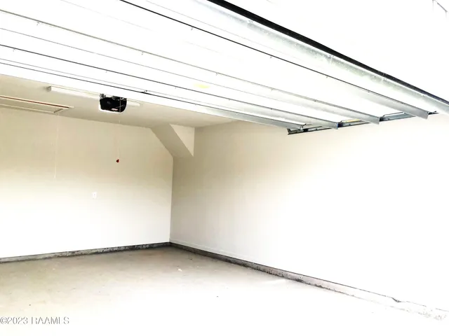 $2,000 | 108 Abbeywood Court, Youngsville, LA 70592