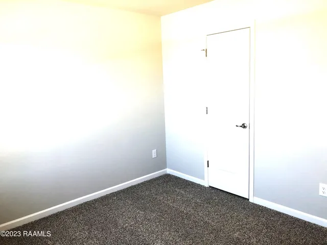 $2,000 | 108 Abbeywood Court, Youngsville, LA 70592