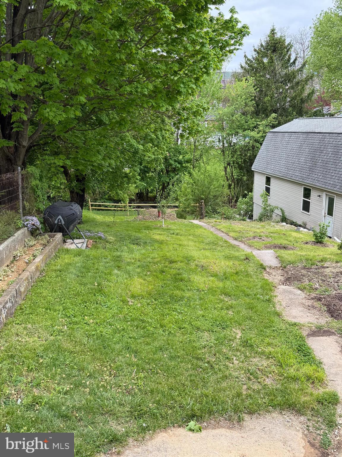 208 East Main Street Middletown, MD 21769 - Photo 32 of 54 Private & Peaceful backyard!