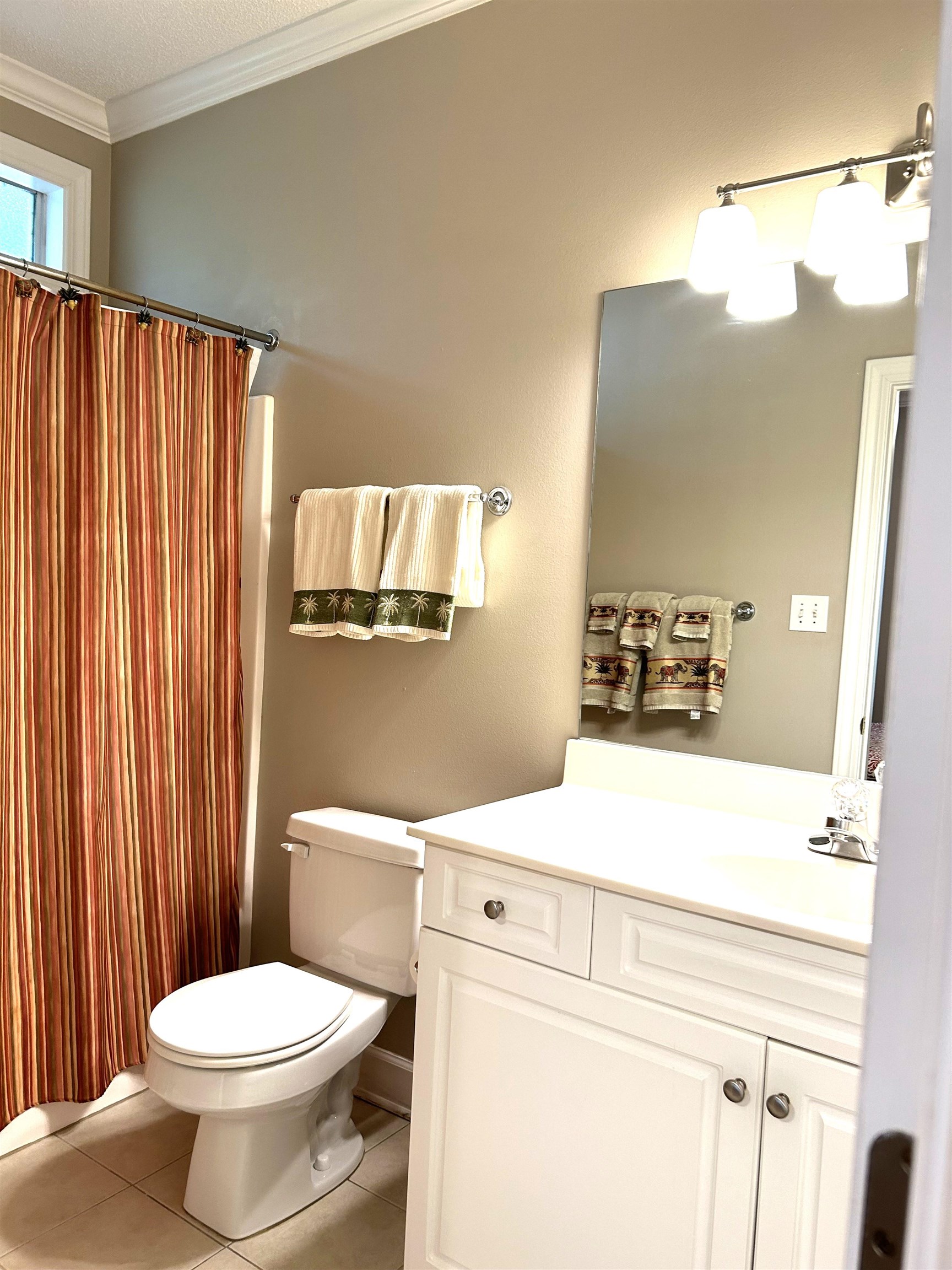 430 West Fort Morgan Road, Unit 404 Gulf Shores, AL 36542 - Photo 20 of 31 Bathroom