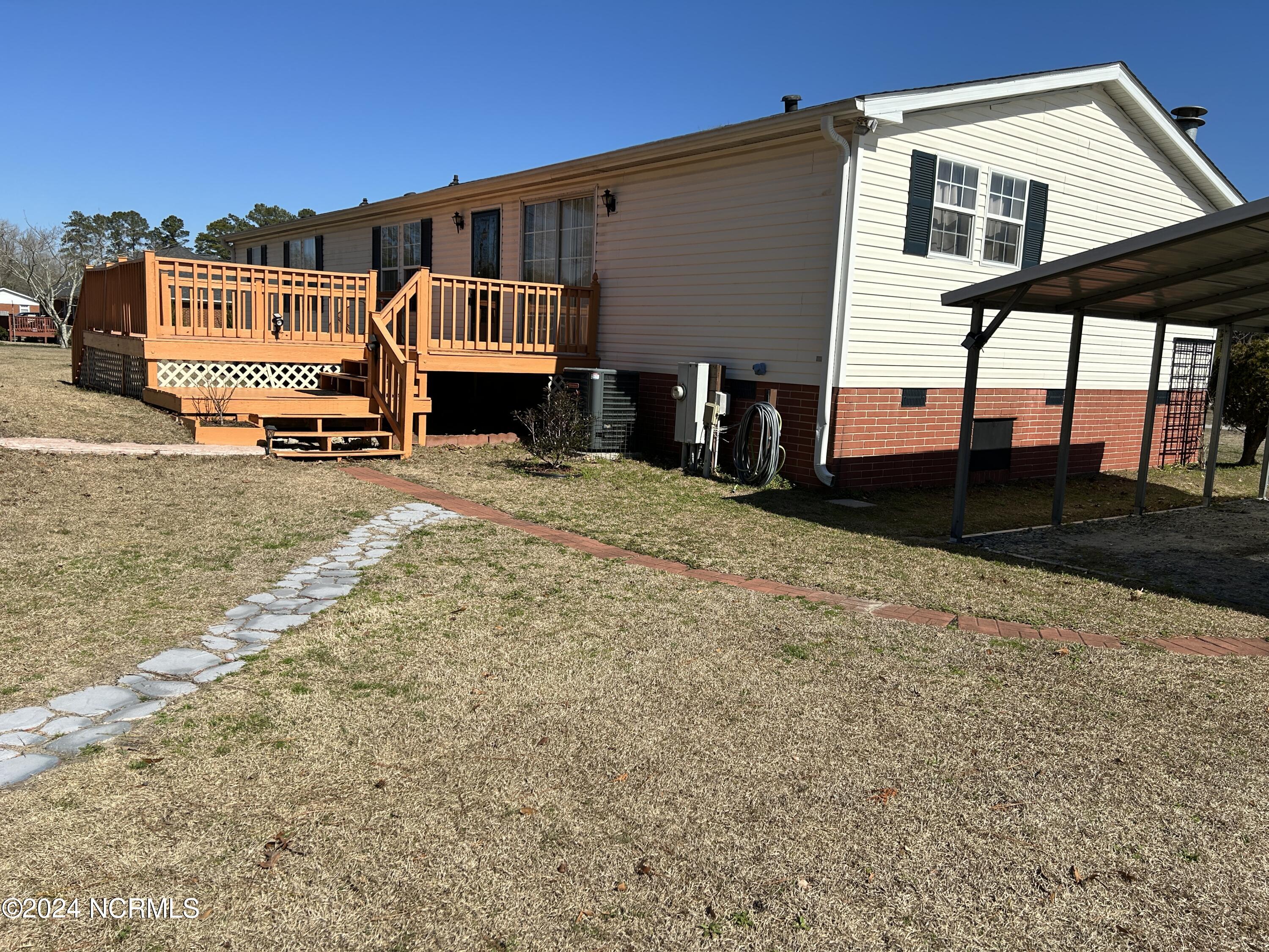 143 Mills Road Newport, NC 28570 - Photo 5 of 5 Back