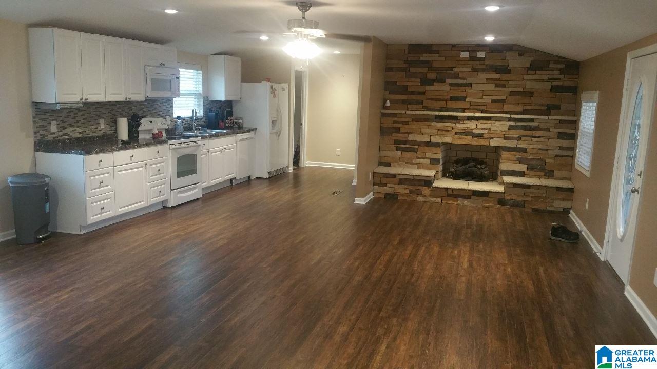 2125 Sanie Road Odenville, AL 35120 - Photo 2 of 11