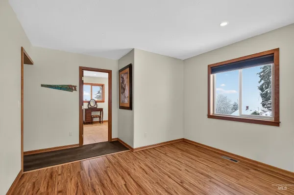 $935,000 | 210 South 2nd Street, Elk River, ID 83827