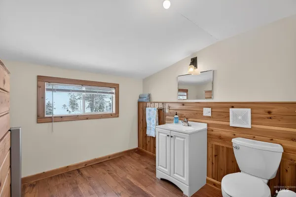 $935,000 | 210 South 2nd Street, Elk River, ID 83827
