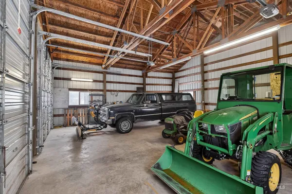 $935,000 | 210 South 2nd Street, Elk River, ID 83827
