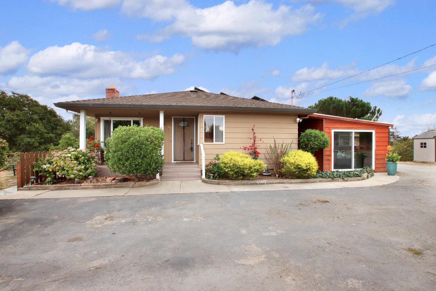 166 Amesti Road Watsonville, CA 95076 - Photo 2 of 47 Gallery Image 2