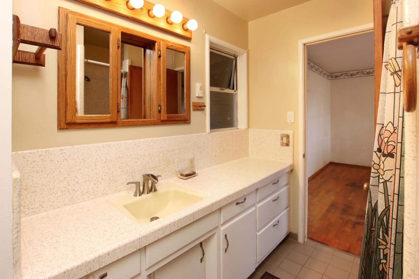 166 Amesti Road Watsonville, CA 95076 - Photo 22 of 47 Gallery Image 22