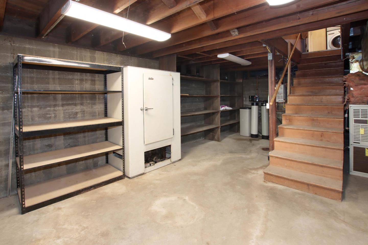 166 Amesti Road Watsonville, CA 95076 - Photo 28 of 47 Gallery Image 28