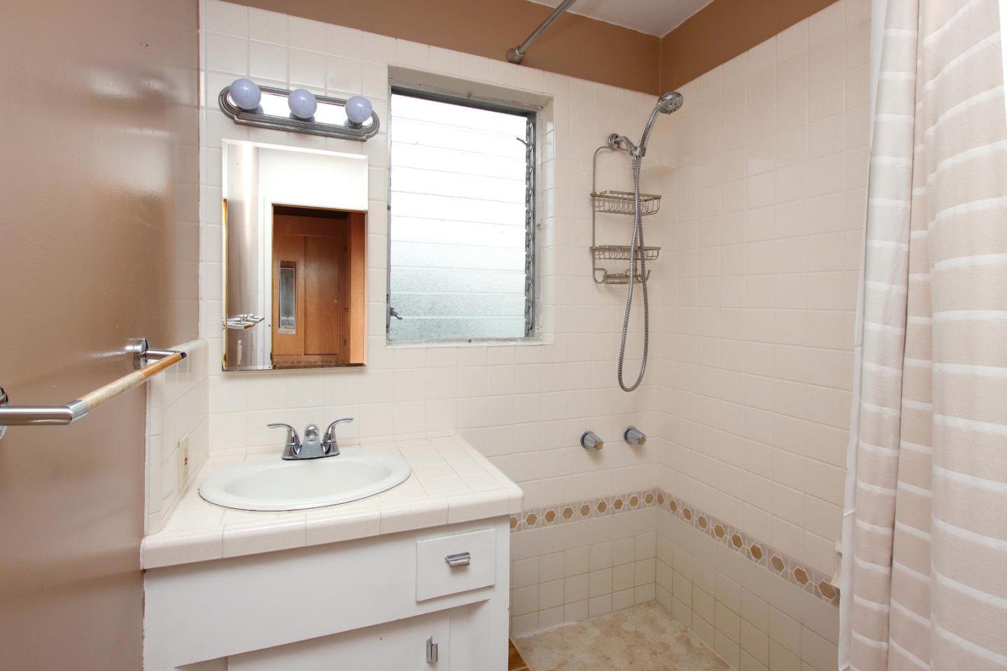 166 Amesti Road Watsonville, CA 95076 - Photo 46 of 47 Gallery Image 46