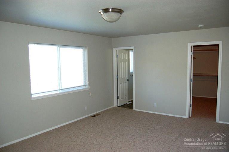 20536 Rolen Avenue Bend, OR 97702 - Photo 11 of 17 Additional Photo