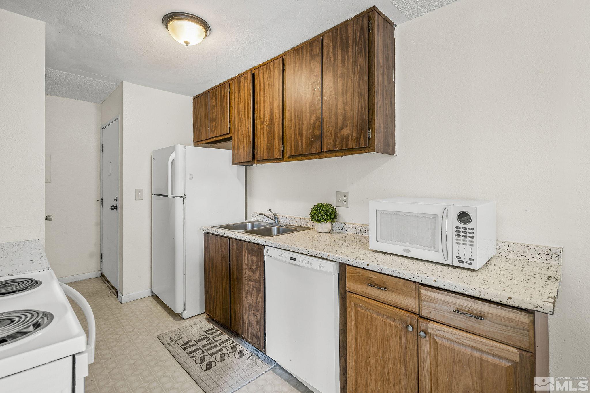 4600 Neil Road, Unit 8 Reno, NV 89502 - Photo 8 of 18 Photo 8