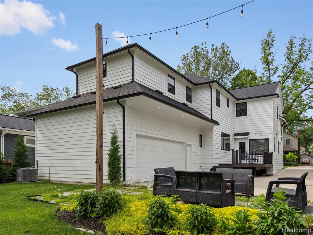 913 Roselawn Drive Rochester, MI 48307 - Photo 6 of 68