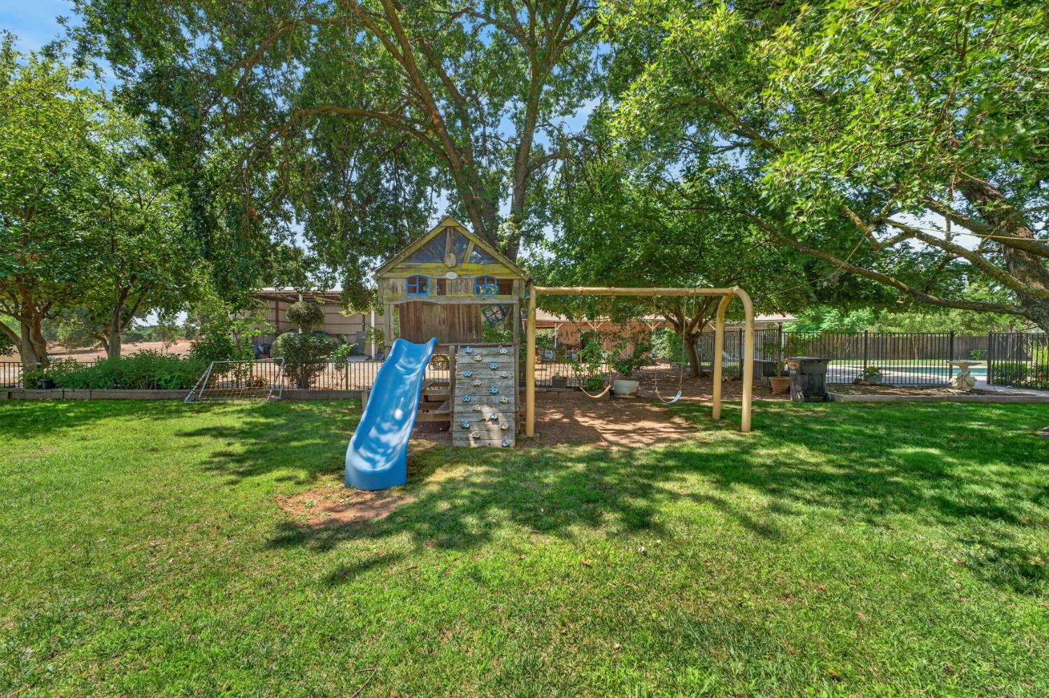 8986 Mooney Road Elk Grove, CA 95624 - Photo 63 of 92 Gallery Image 63