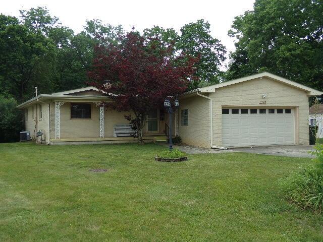 1363 Bonnie Ridge Road Columbus, OH 43228 - Photo 13 of 14 front2