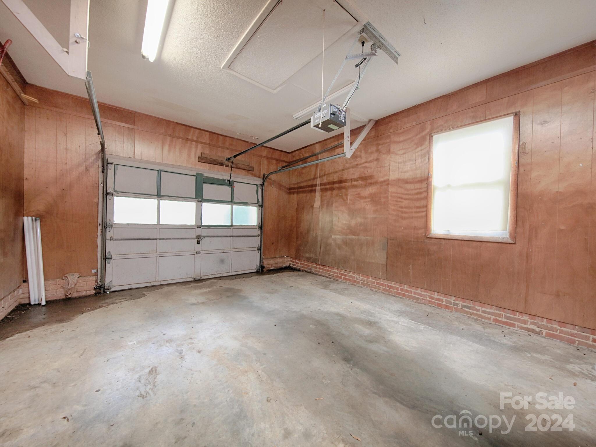 446 Fieldstone Road Mooresville, NC 28115 - Photo 19 of 30 an empty room with windows