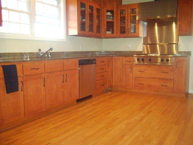 571 East Suber Road Greer, SC 29650 - Photo 5 of 8 Gallery Image 5