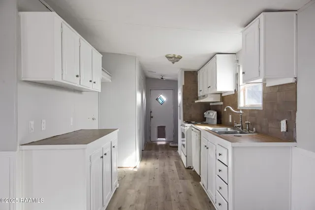 $99,900 | 804 Troy Road, New Iberia, LA 70563